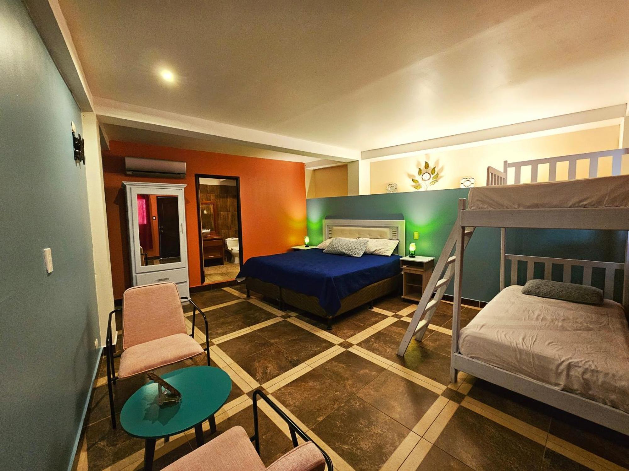 Las Luciernagas Hotel Flores Εξωτερικό φωτογραφία